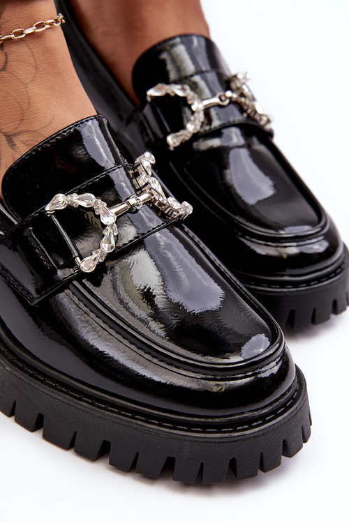 Dámské lakované polobotky na masivním podpatku černé Lemmitty