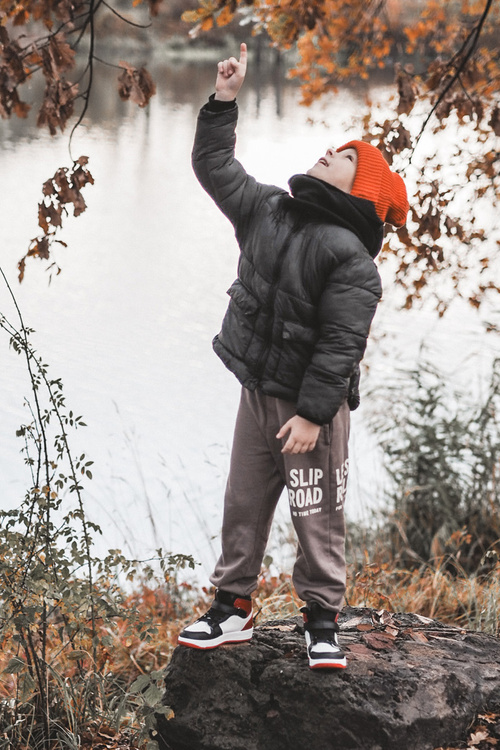 Dětské vysoké sportovní boty bílo-červené Teredite