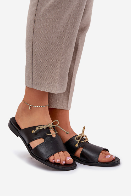 Dámské kožené sandály na plochém podpatku Zazoo 3022 černé