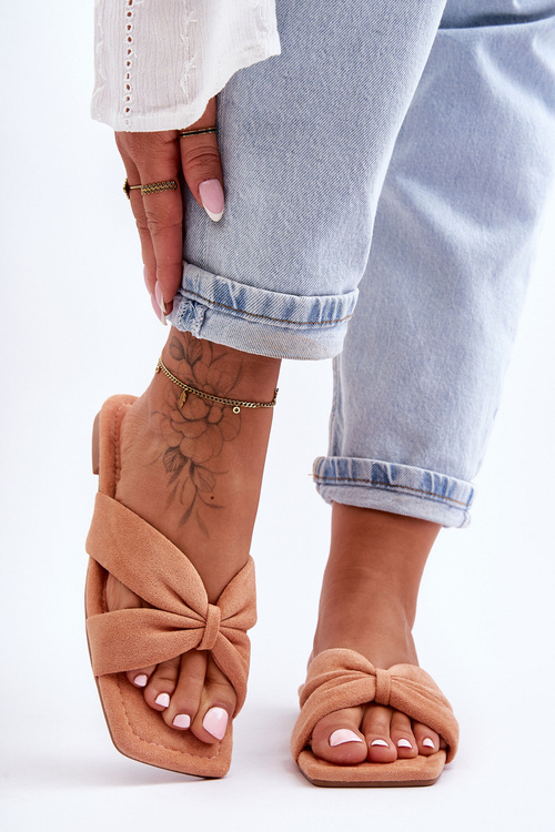 Dámske velor oranžové žabky vanilkovú oblohu