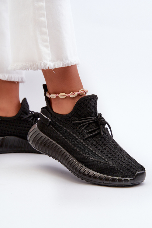 Dámske čierne textilné športové slip on topánky Nelmarie