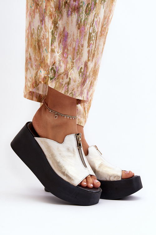 Zazoo 2916 Dámske papuče na masívnej platforme so zipsom zlaté