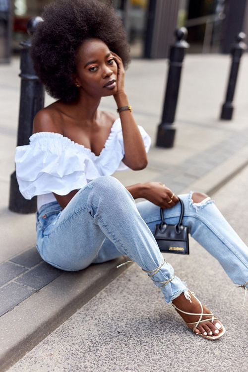 Zviazané sandále na kolíku so zlatou dráhou štvorcového nosa