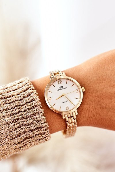 Sledujte zlatý náramok Giorgio a Dario