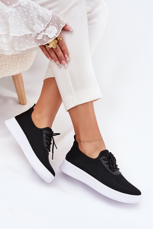 Materiálové Nazúvacie Športové Topánky Na Platforme Dámske Čierne Kalyra