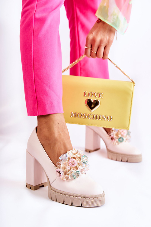 Elegantné čerpadlá s hladkou svetloružovou stravinou