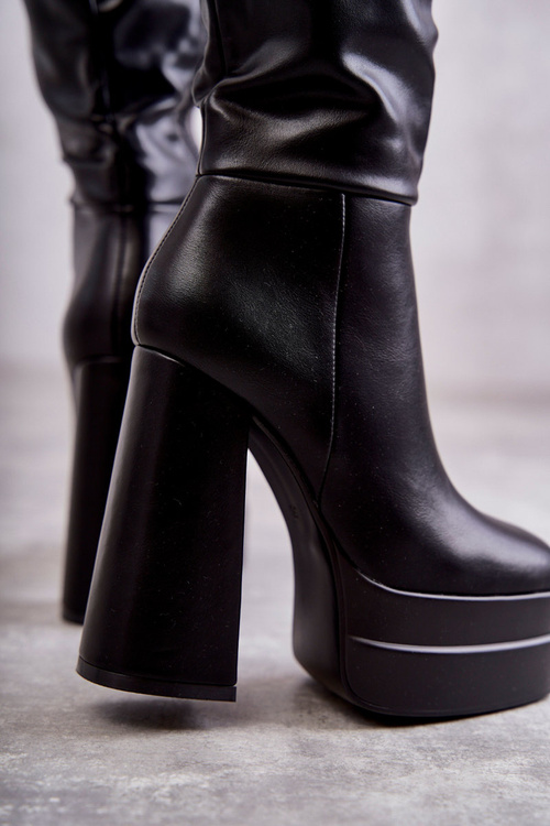 Módní kožené kozačky na robustních podpatcích černá Meggie