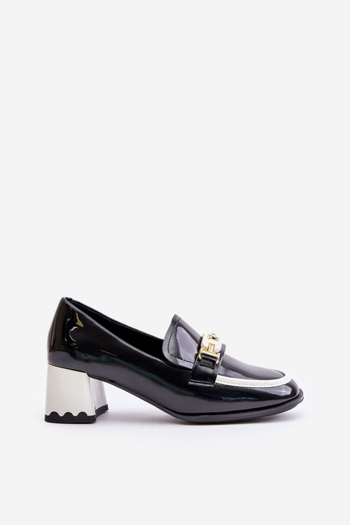 Lakovane Dámske Poltopánky Na Opätku S Dekoráciou Čierne Artiker 55C1002