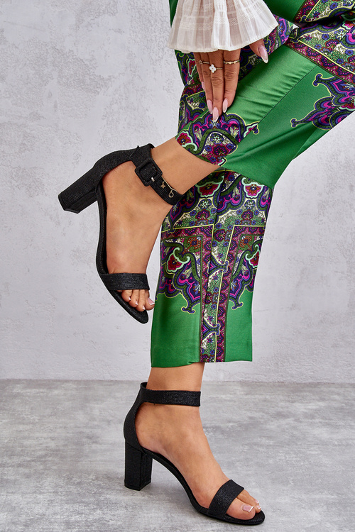 Lesklé sandále s vysokým obsahom sandálov čierna maxim