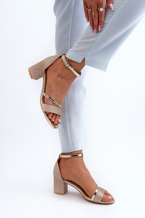 Dámské brokatové sandály na nízkém podpatku zlaté Ploemis