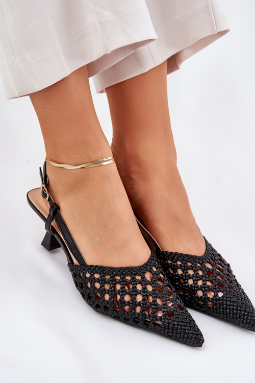 Lodičky S Špicatou Špičkou A Otevrenou Pätou Čierne Umirana