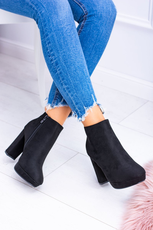 Čierne topánky Nubuck na stĺpiku Emretto