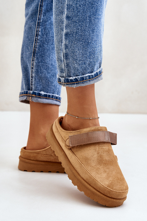 Dámské pantofle vyhřívané kožíškem na platformě Camel Azida