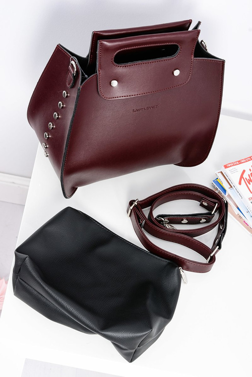 Veľká dámska kabelka Bubble v ruke