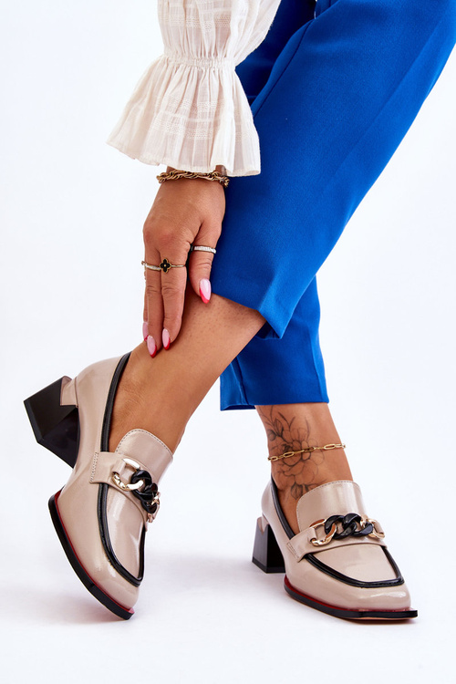 Pohodlné béžové čerpadlá s nízkym obsahom