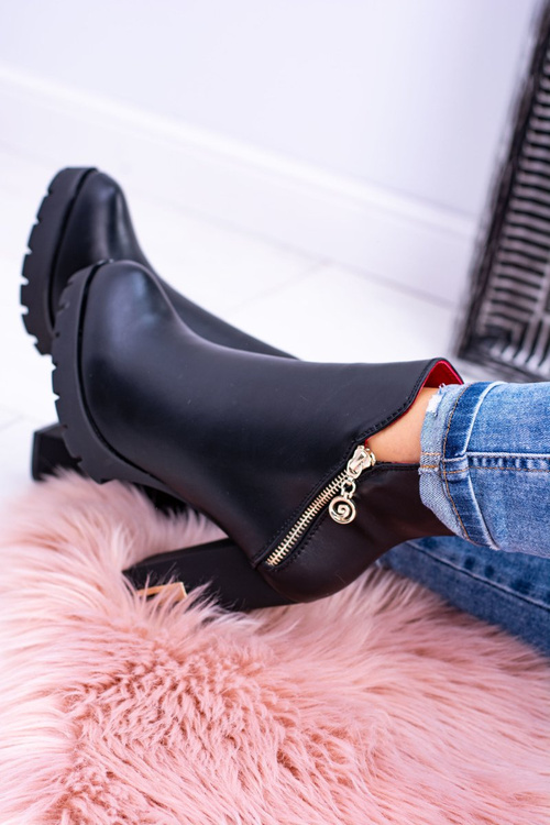 DÁMSKÉ ČERNÉ KOTNÍKOVÉ BOTY Superlove