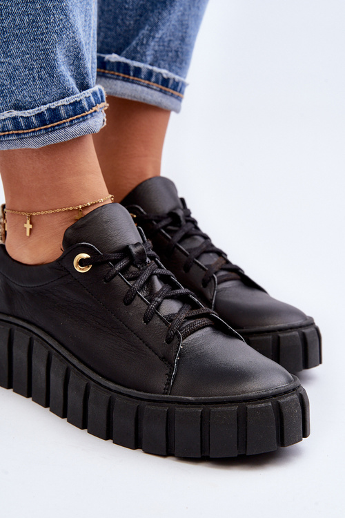 Dámská kožená polobotka na tlusté podešvi Zazoo 2919 černá