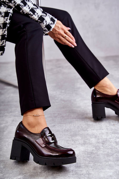 Elegantní boty na sloupu Se Stříbrným Ornamentem Červené Harmell