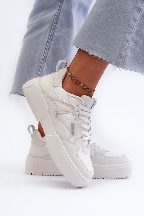 Ľahké dámske tenisky Big Star NN274322 Memory Foam System Biele