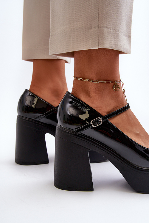 Dámske Lakované Topánky na Platforme a Slopku Big Star NN274004 Čierne