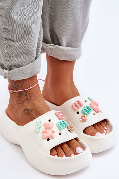 Měkké Dámské Pěnové Sandály s Ozdobami Bílé Lorie