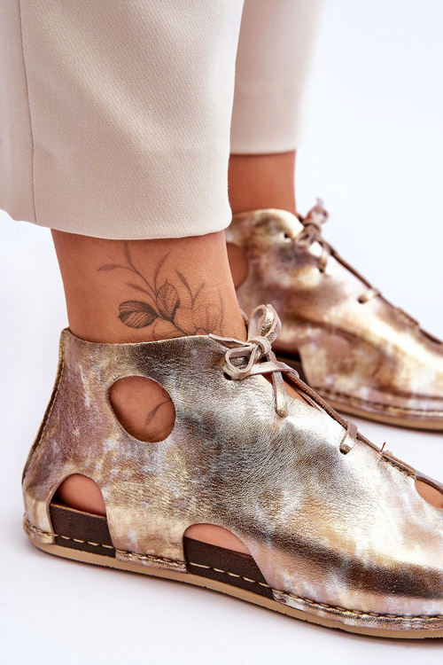 Světlé kožené boty Maciejka 03426-42 zlate