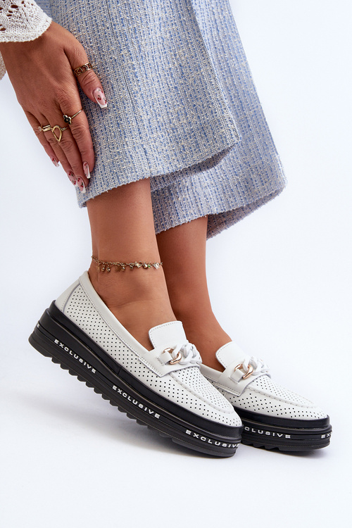 Dámske kožené mokasíny na platforme s reťazcom S.Barski LR618 Biele