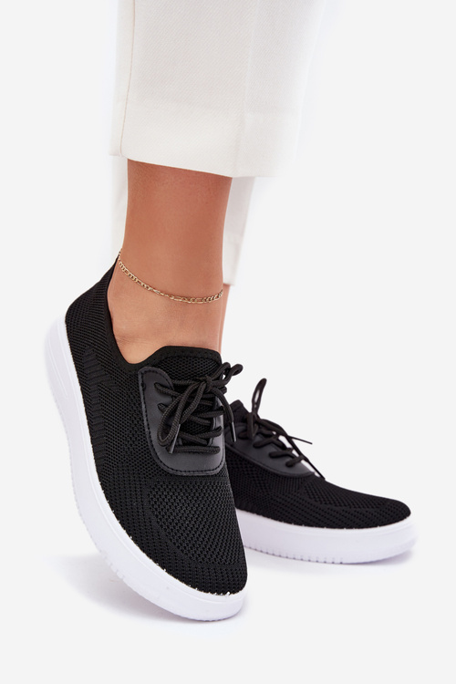 Materiálové Nazúvacie Športové Topánky Na Platforme Dámske Čierne Kalyra