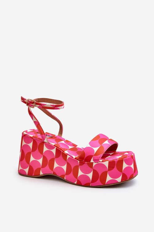 Vzorované sandály na platformě a klínku Fuksja Wiandia