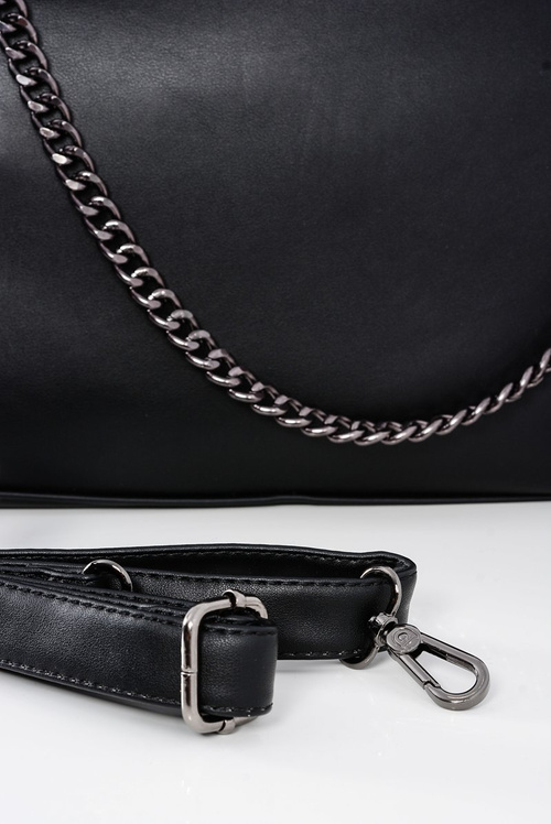 Dámska čierna veľká taška, reťaz