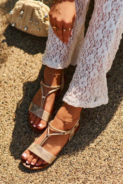 Dámske Ploché Sandále S Páskami S.Barski KV27-010 Zlaté