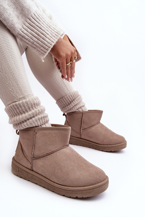 Izolované tmavé béžové snehové topánky žien veľká hviezda KK274294