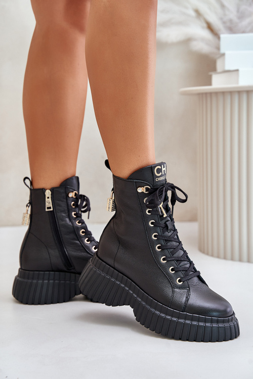 Kožené Čižmy Na Platforme S Zipsom A Dekoratívnym Zámkom CheBello 4517 Čierne