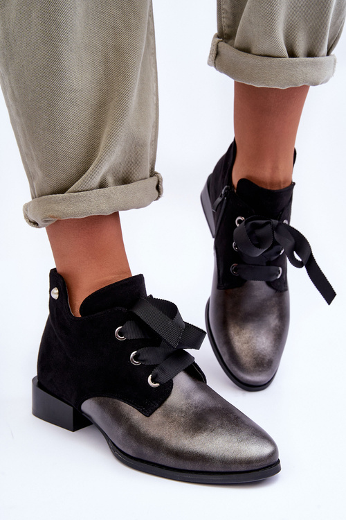 Dámska plochá topánky s čiernou väzbou Meroni