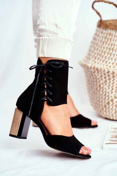 Dámské Sandaly na Klinu Maciejka černé 04122-01