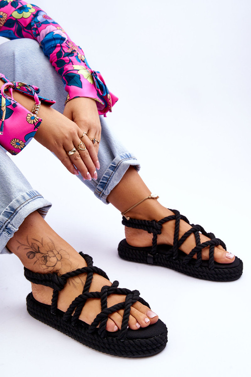 Módne čierne čierne Tiffanie sandále