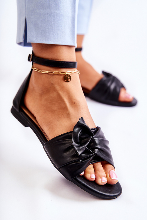 Módní dámské kožené sandály černé Astana