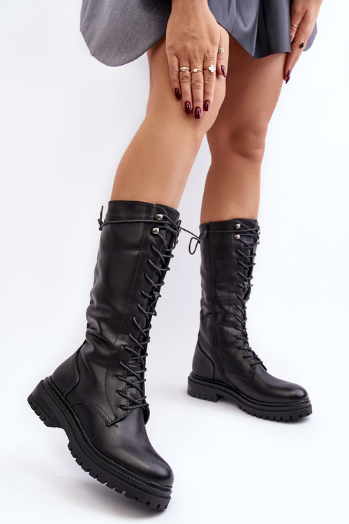 Dámske topánky Half -Calf Laced Black Elavettssa