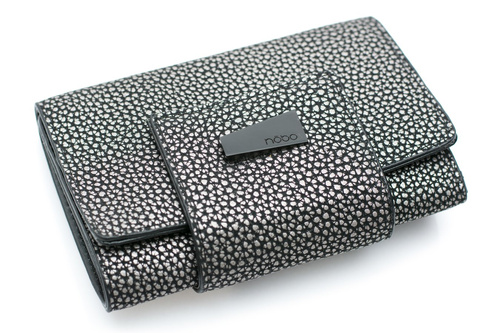 Dámska strieborná čierna nobo peňaženka