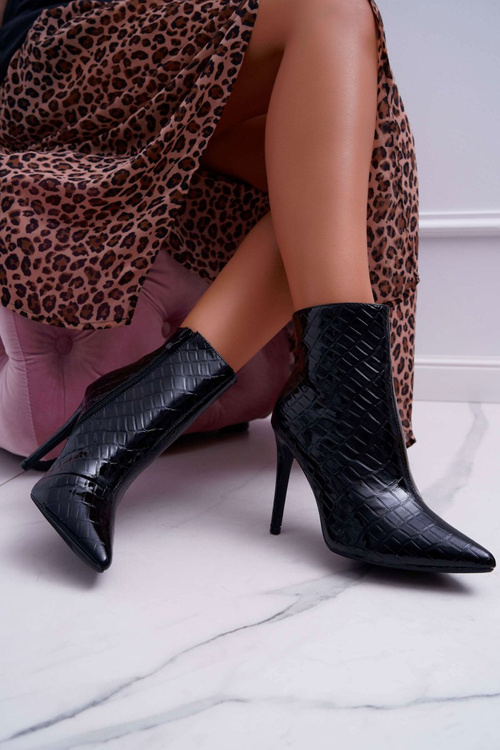 Dámské Kotníkové Boty Na Podpatku Lakované Černé Devo