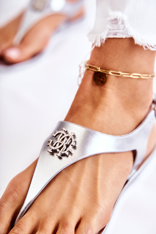 Dámske strieborné sandále sandálov