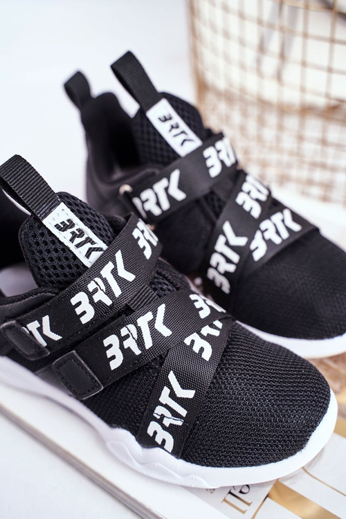 Detské športové topánky Bartek Black T-75213/W35