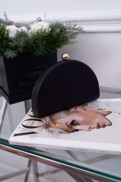 Dámska čierna večerná taška