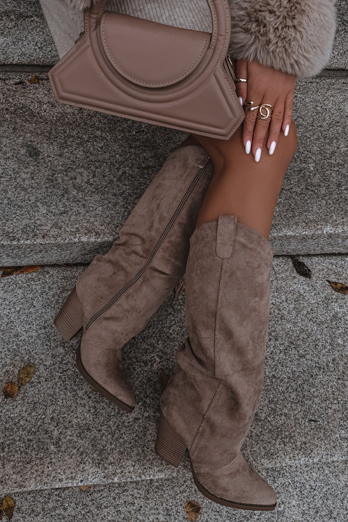 Oceplane kožené čižmy na opätku z eko zamatové béžové Mavine Kozaki Damskie