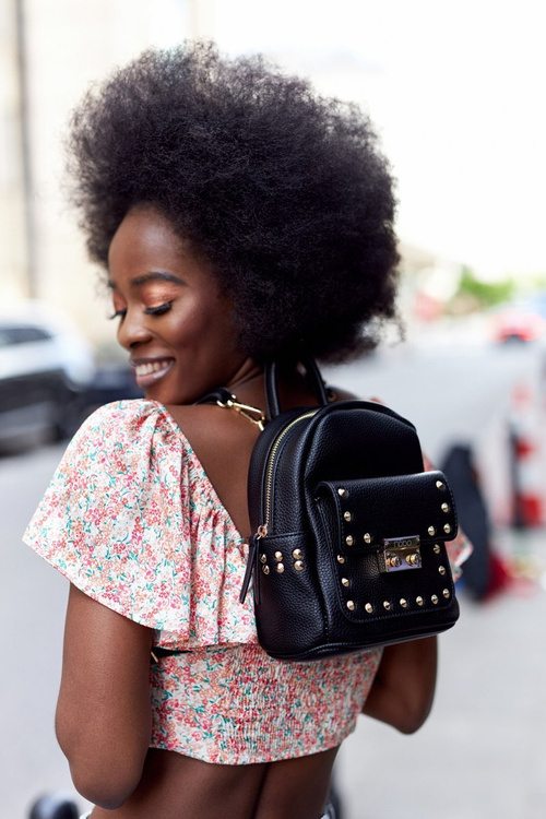 Dámsky kožený batoh NOBO K4110 Čierna