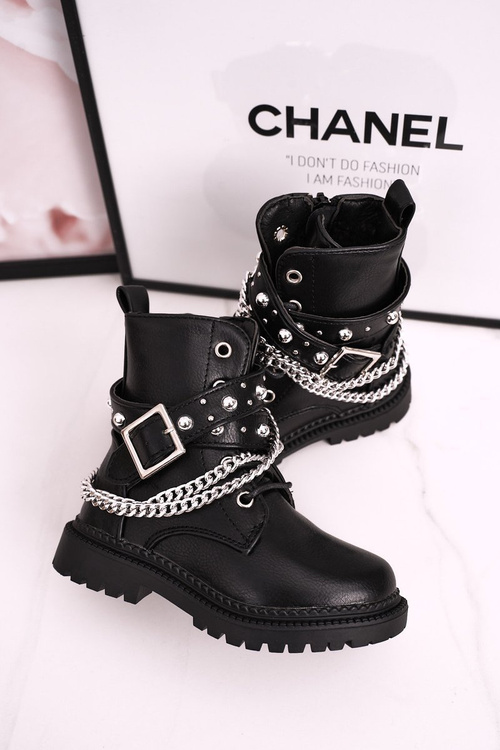 Detské topánky s reťazou izolovanou čiernou dolly