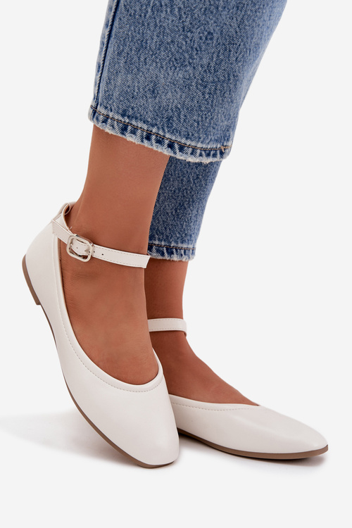 Dámské baleríny s řemínkem a sponou bílé Janelor