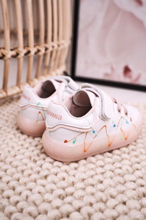 Detské športové topánky s žiariacou podrážkou diskotéky s bielym ružom