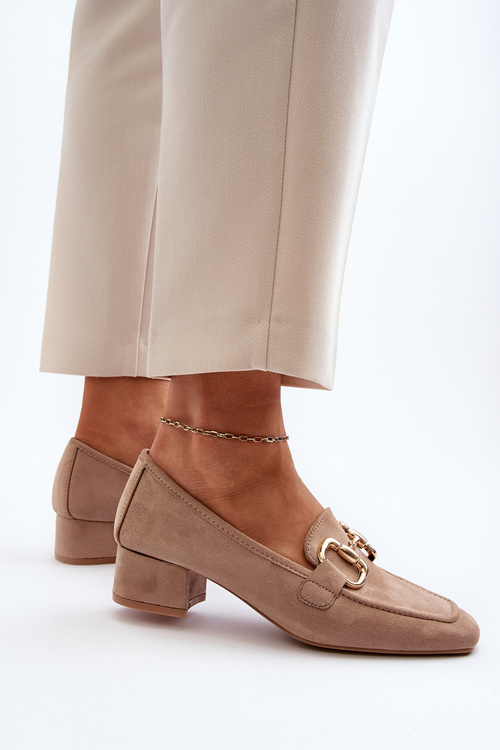 Topánky na nízkom opätku s ozdobou béžové Dolvira