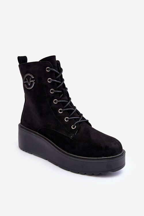 Suede Workers na masívnej plošine Black Lavica Klidges